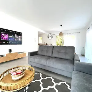 Victoria #8 Persons #3 Bedrooms #terrace # Garage - Calm And Clim , Roquebrune-Cap-Martin France