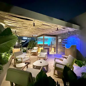 **** 酒店 Sin Nombre Bali - Sauna, Ice Bath & Roof Terrace 印尼